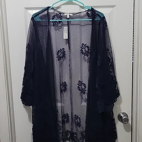 NWT Maurices Floral Lace Dark Blue Kinomo - Picture 1 of 7